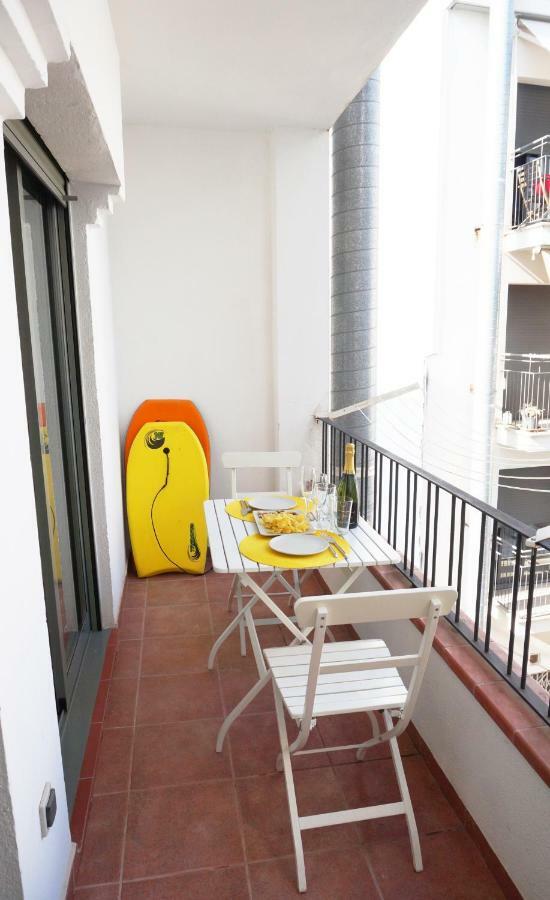Happy Holiday Beach Home Сиджес Экстерьер фото