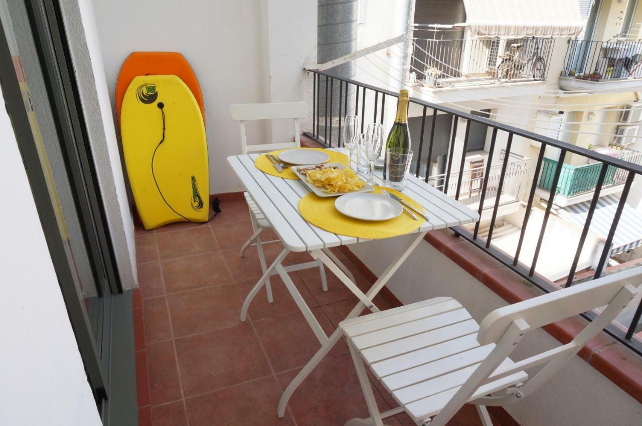 Happy Holiday Beach Home Сиджес Экстерьер фото